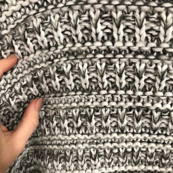 Cozy Wool Blend Cardigan Knit - Picture 10 of 10